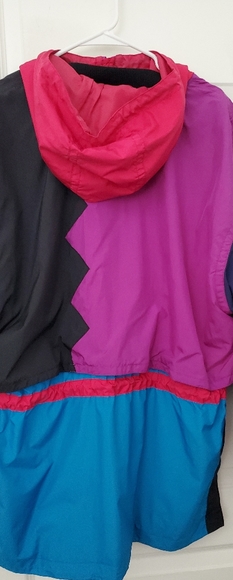 Tyrolia Skiwear Waterproof & Windproof Jacket.M - Picture 14 of 14